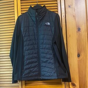 The North Face Women's Black Quilted Ski Jacket long sleeves